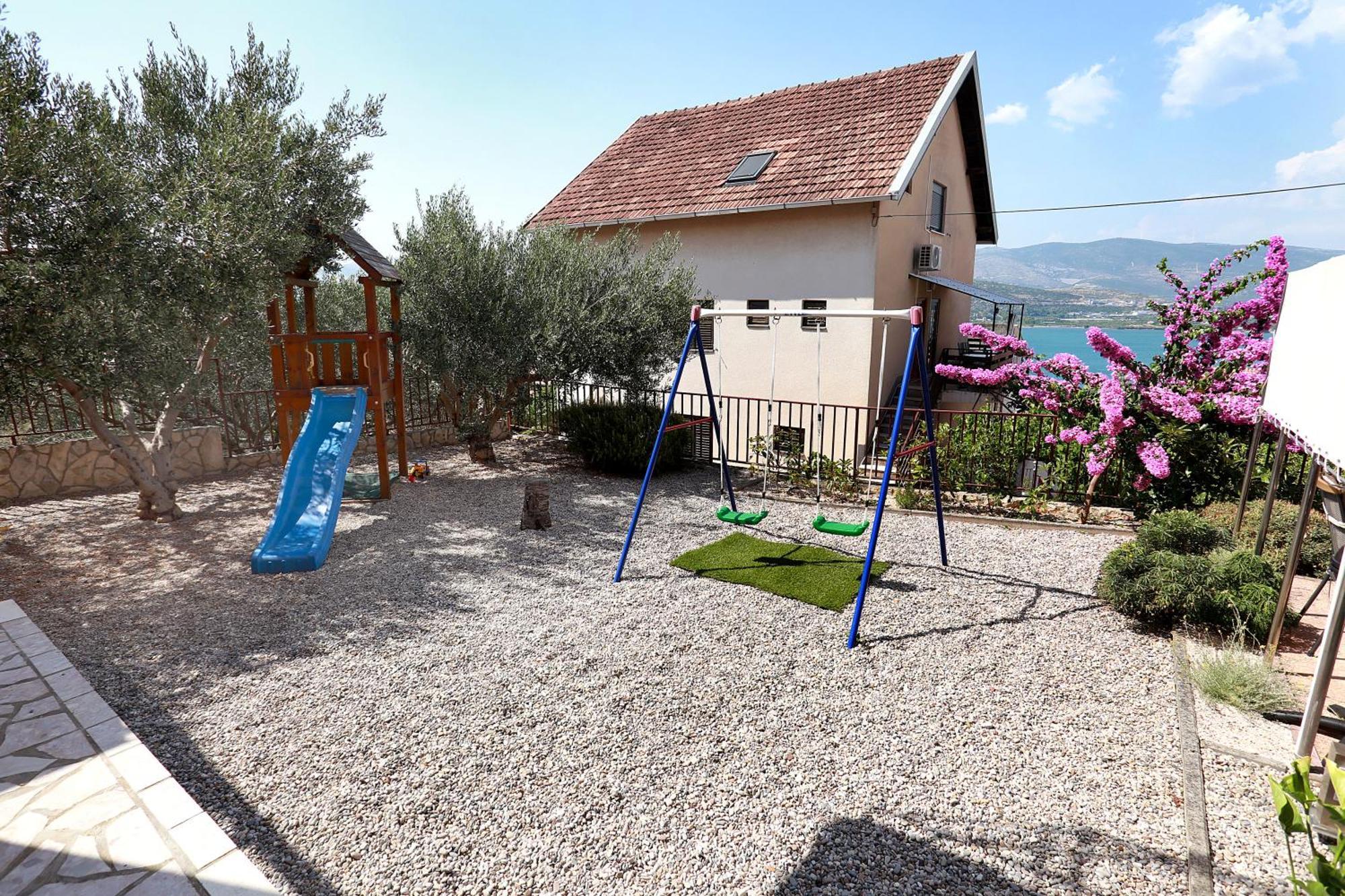 טרוגיר Apartments Mandaric מראה חיצוני תמונה