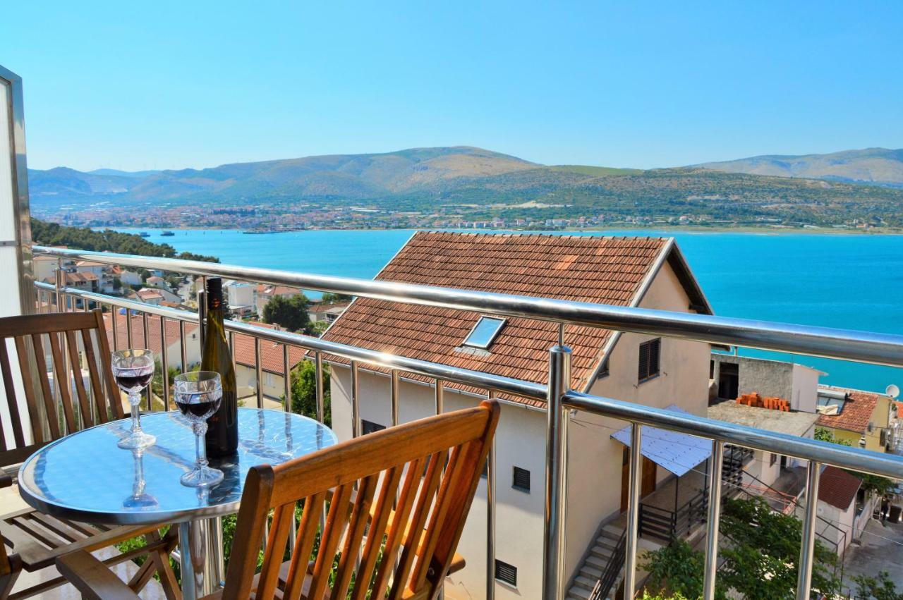 טרוגיר Apartments Mandaric מראה חיצוני תמונה